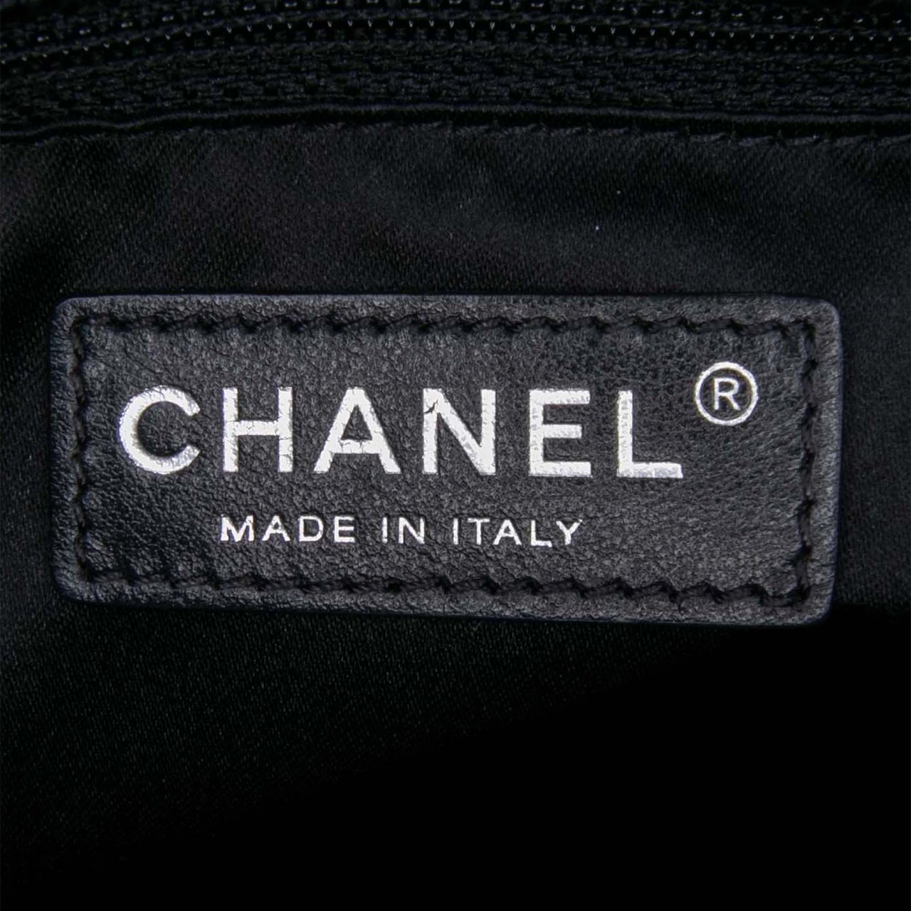 Chanel Caviar Grand Shopping Tote Zwart