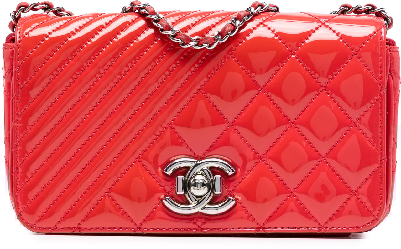 Chanel Small Patent Coco Boy Flap Rood