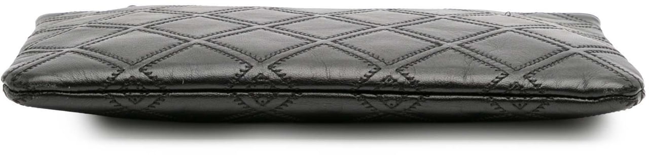 Chanel Medium Quilted Lambskin Double Stitch Tassel O Case Clutch Zwart