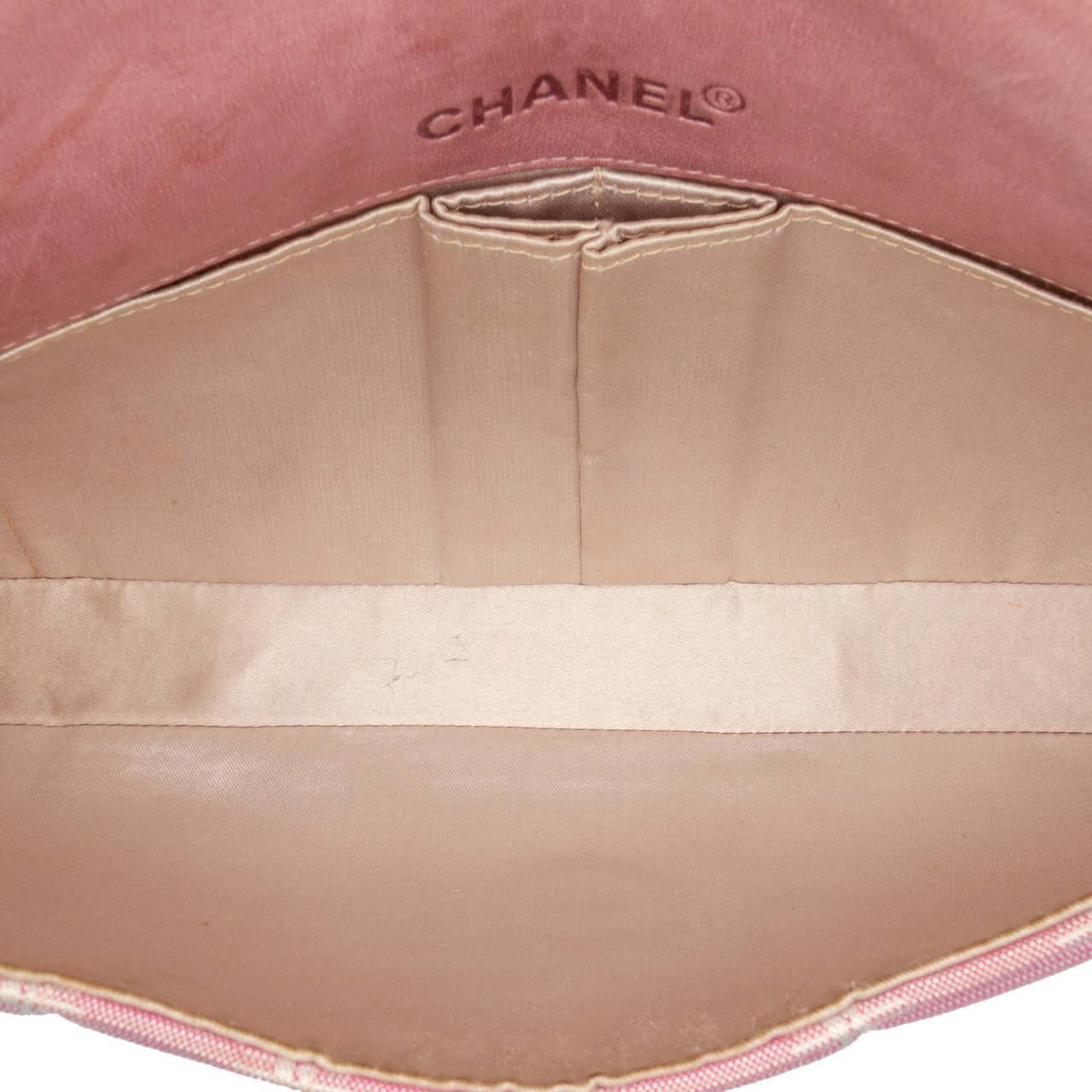 Chanel New Travel Line Nylon East West Flap Roze