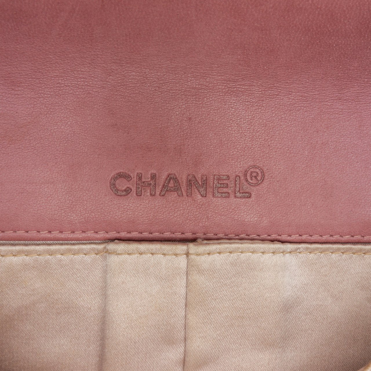 Chanel New Travel Line Nylon East West Flap Roze