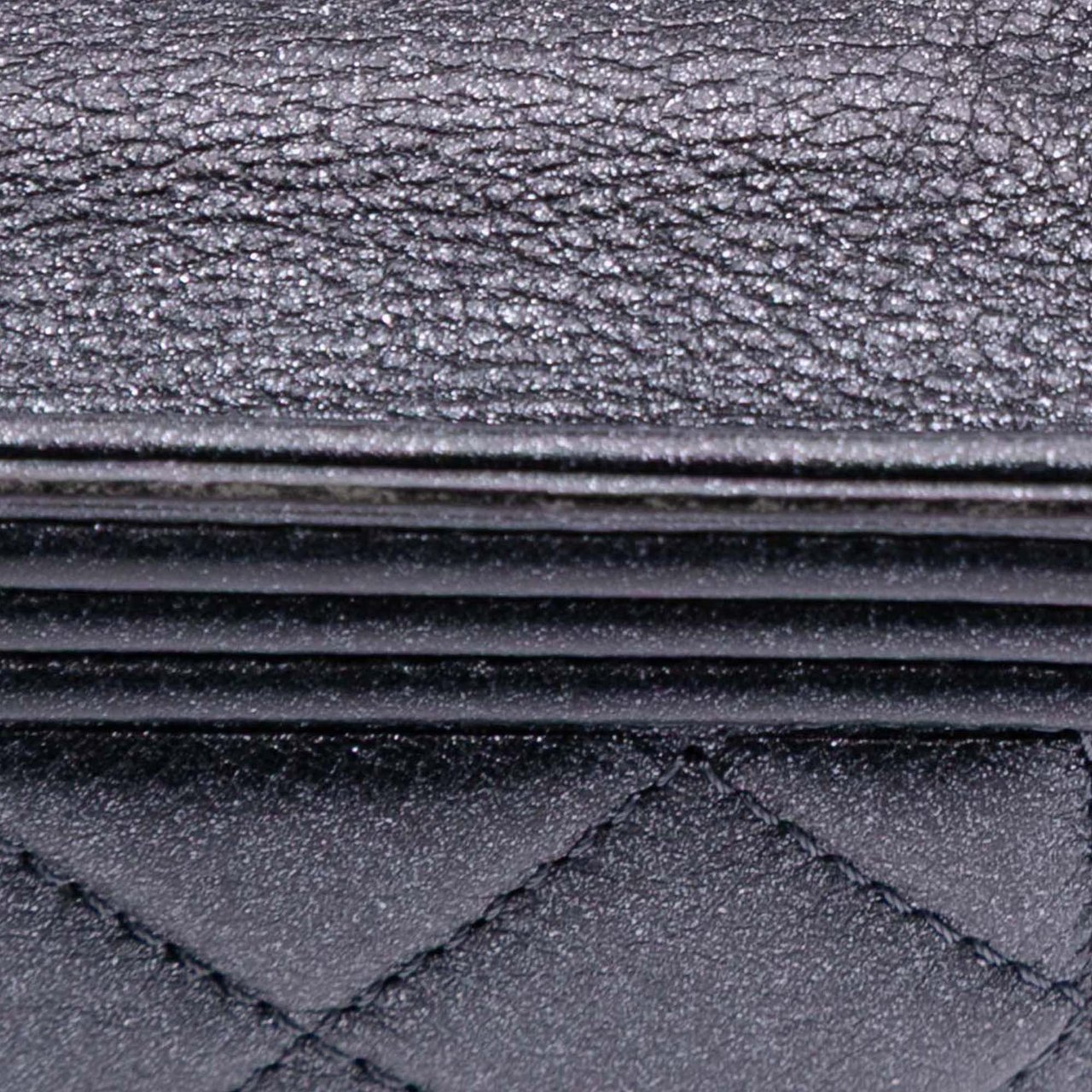 Chanel Quilted Lambskin Boy Wallet On Chain Zwart