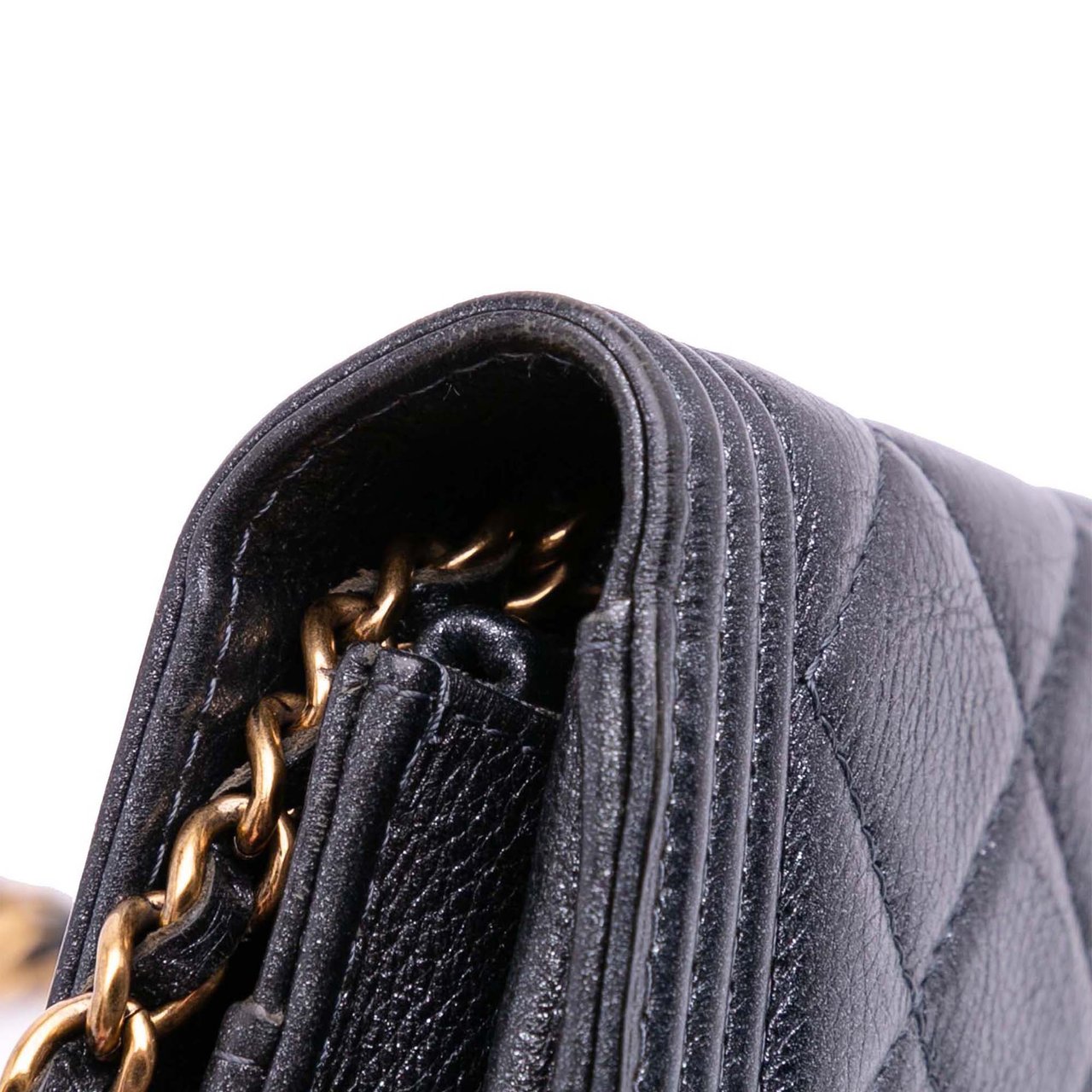 Chanel Quilted Lambskin Boy Wallet On Chain Zwart