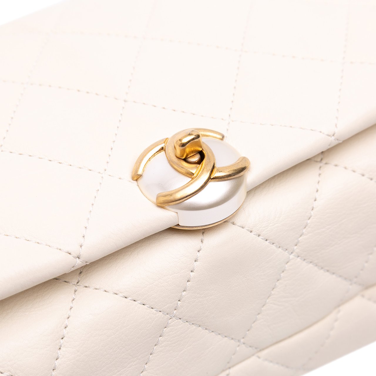 Chanel Quilted Calfskin Pearl CC Accordion Flap Wit