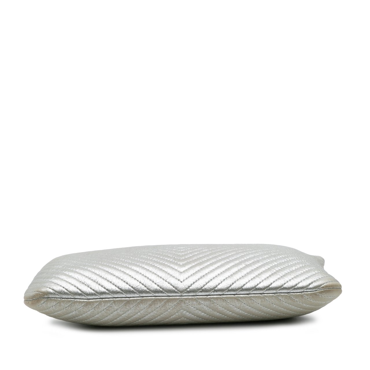 Chanel Medium Metallic Chevron Calfskin O Case Clutch Zilver