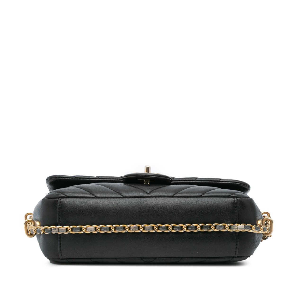 Chanel Mini Rectangular Chevron Lambskin Chain Around Flap Zwart