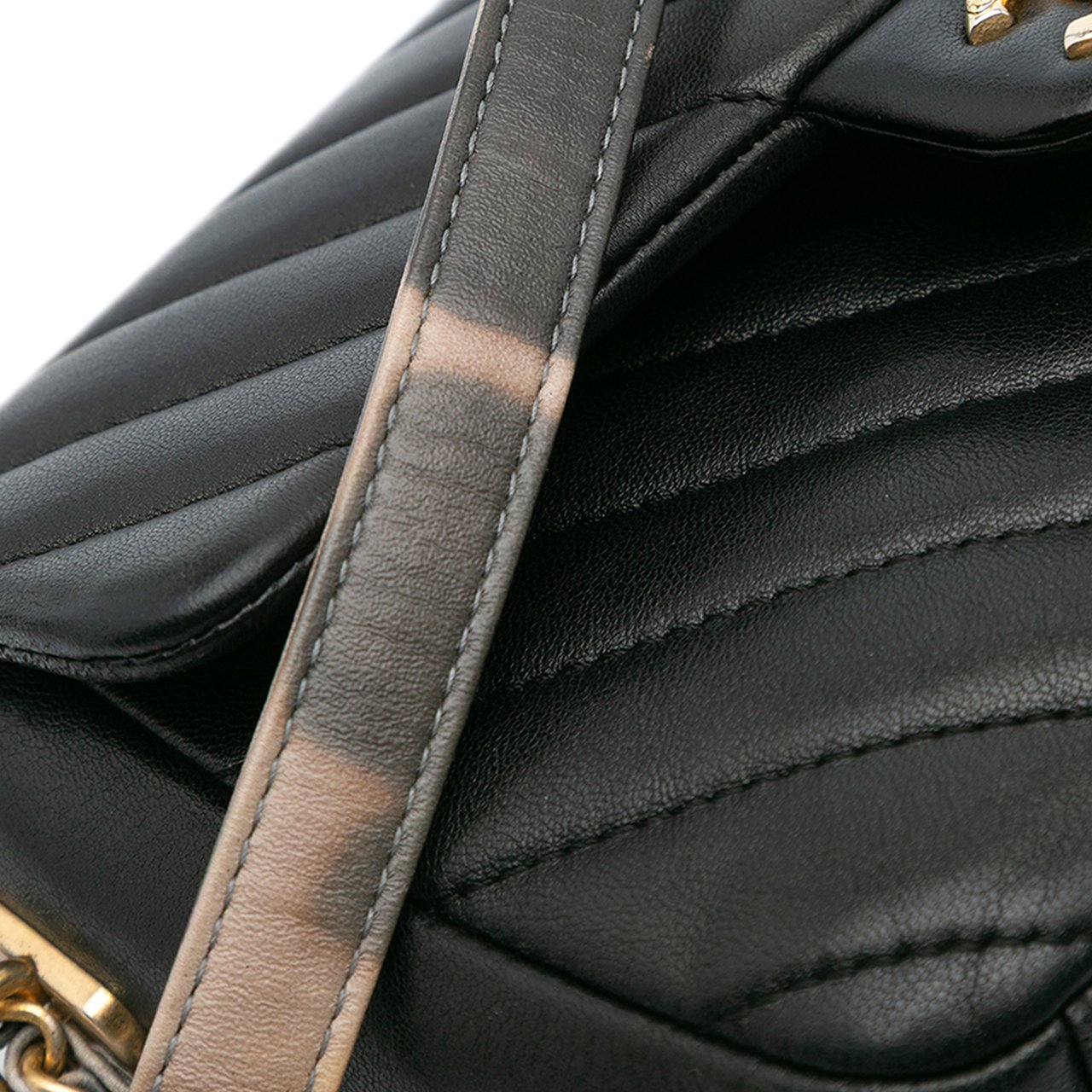 Chanel Mini Rectangular Chevron Lambskin Chain Around Flap Zwart