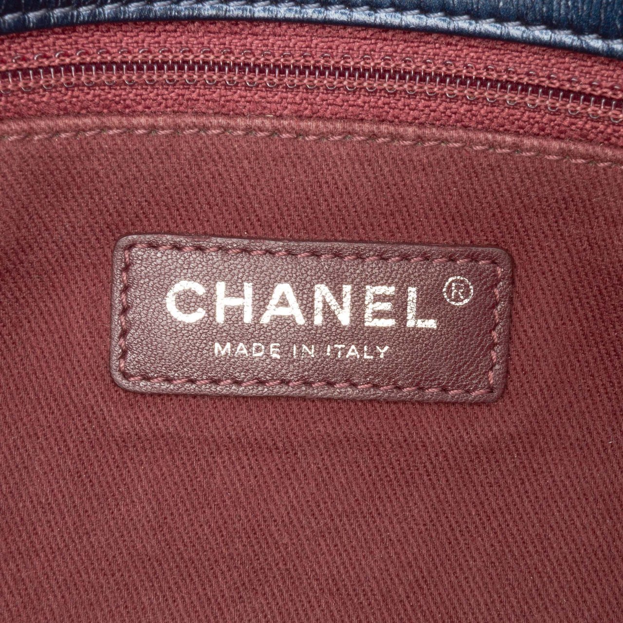 Chanel Medium Quilted Glazed Calfskin Coco Pleats Flap Blauw