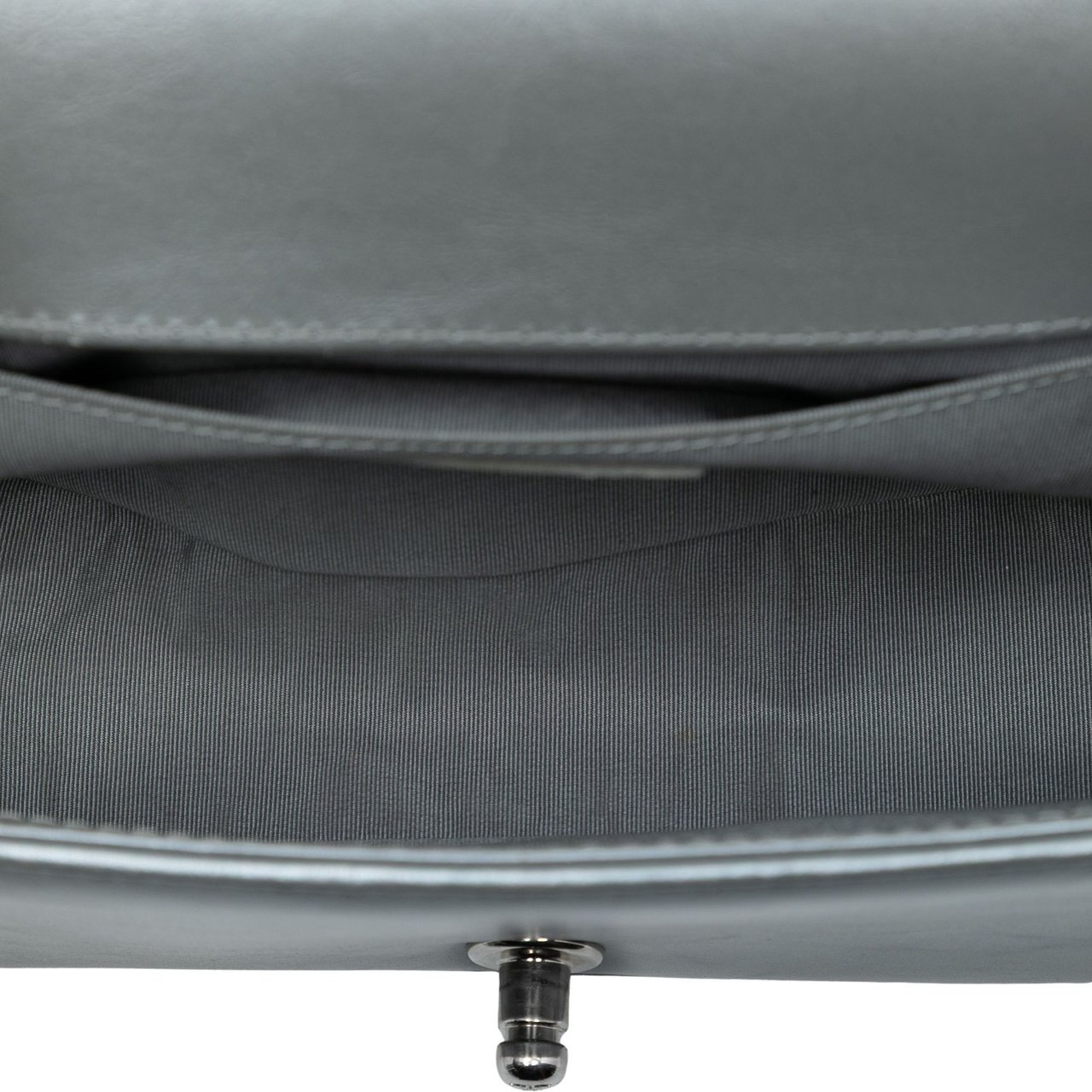 Chanel Old Medium Chevron Lambskin and Braided Tweed Jacket Boy Flap Zilver