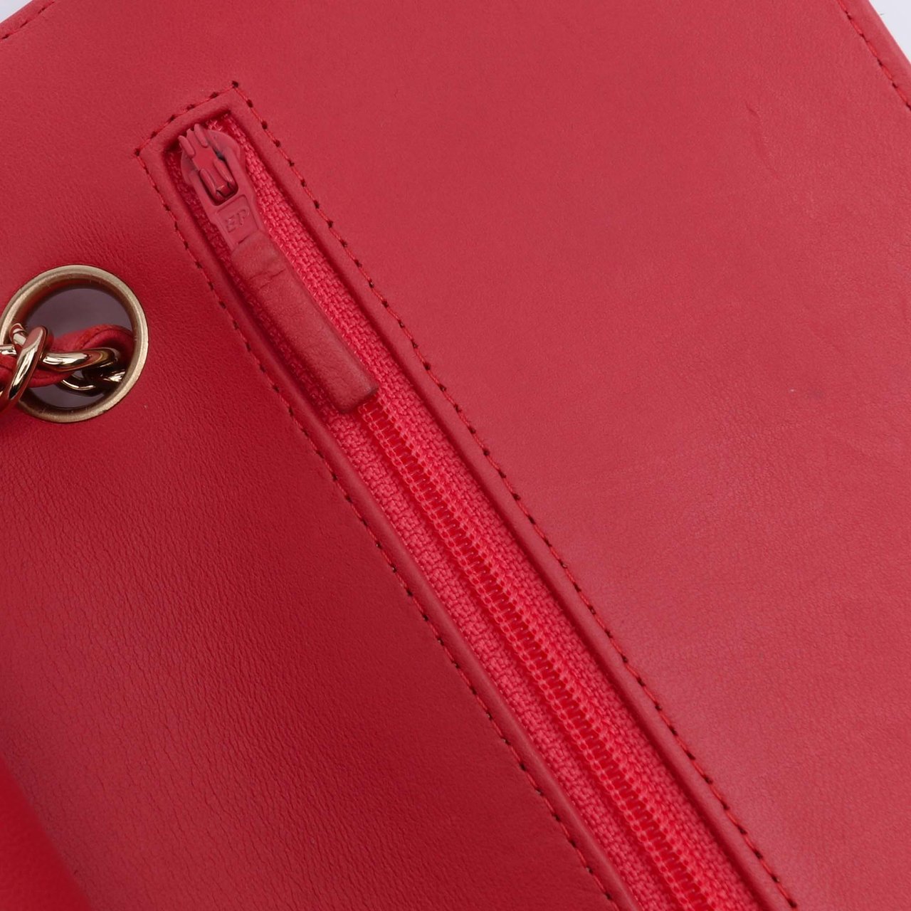 Chanel Medium Classic Chevron Lambskin Double Flap Roze