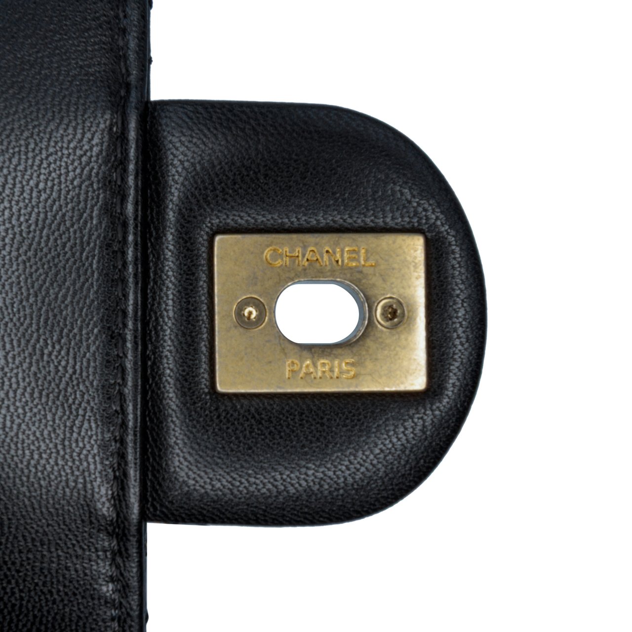 Chanel Small Lambskin Chic Pearls Flap Zwart