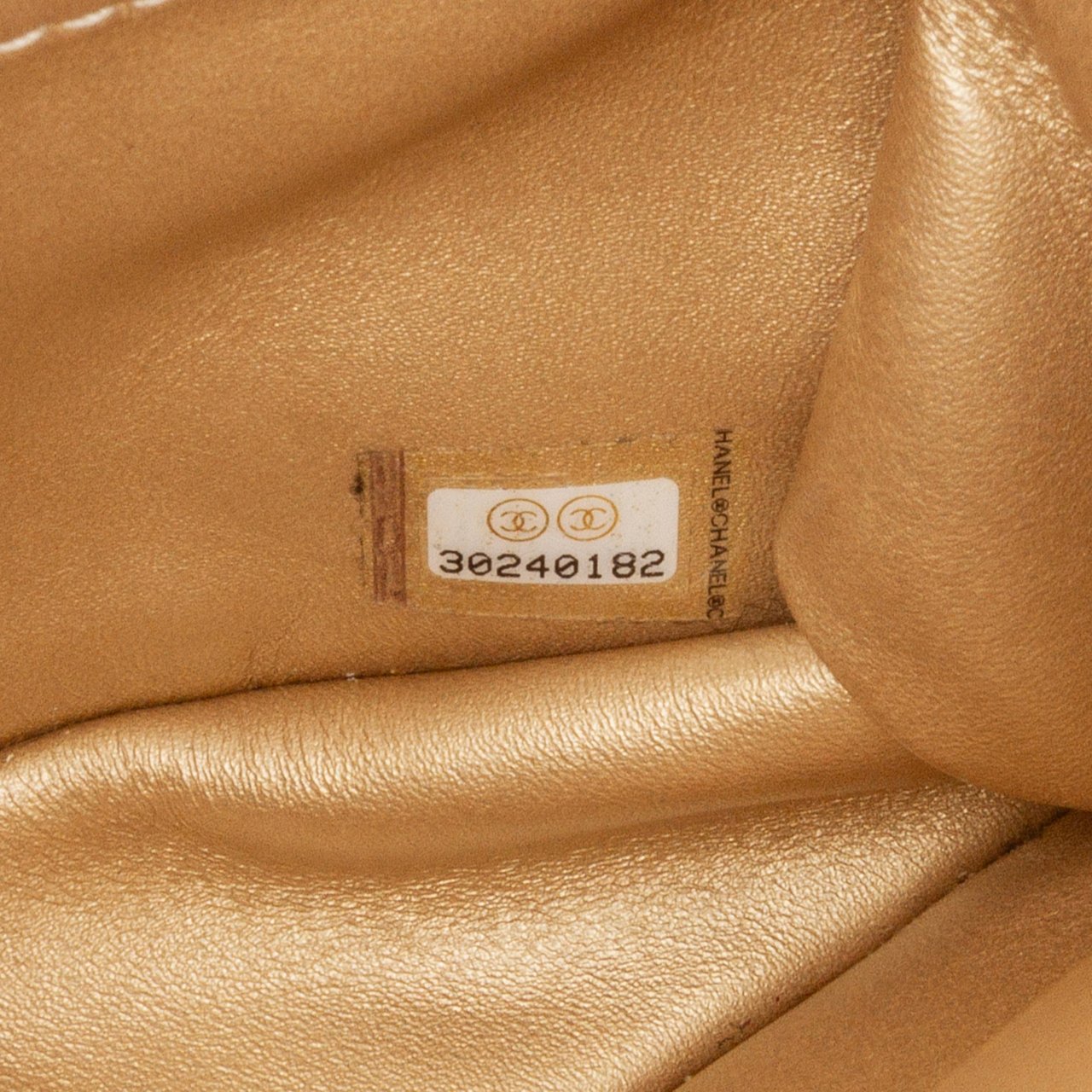 Chanel Small Lambskin Chic Pearls Flap Zwart