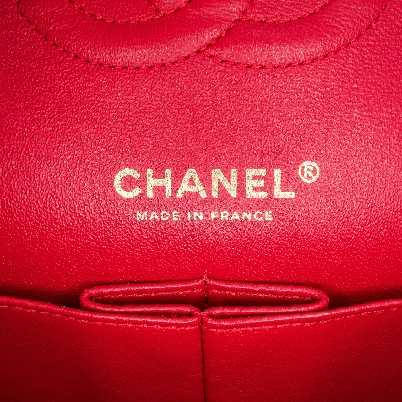Chanel Medium Classic Lambskin Double Flap Rood