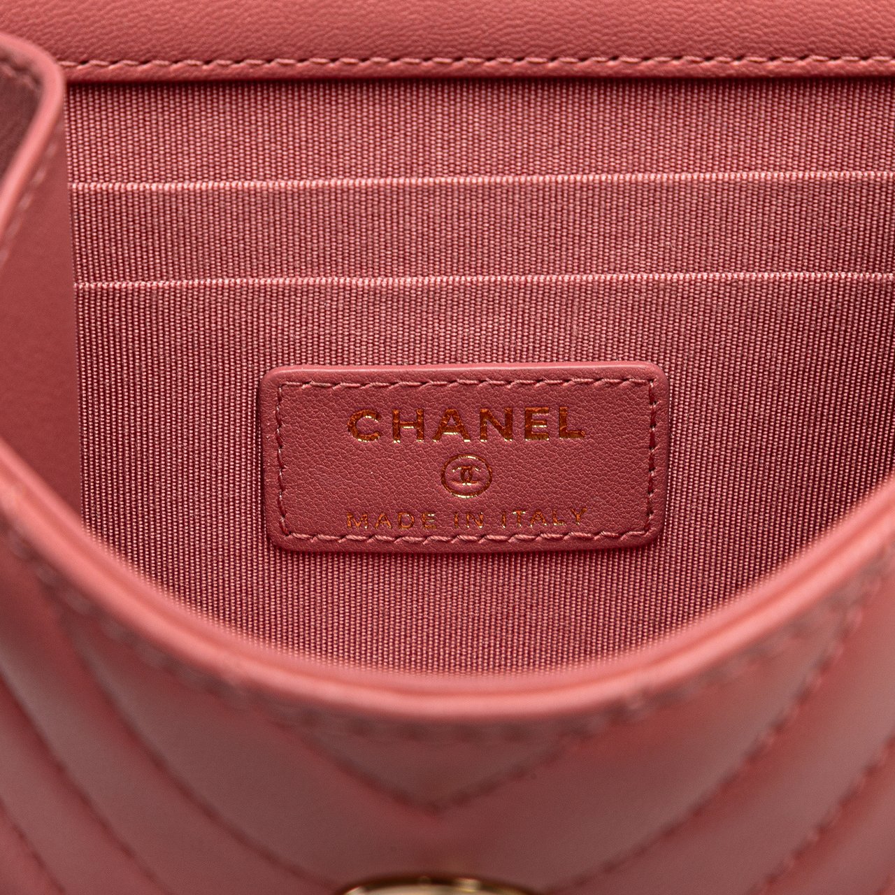 Chanel Mini Chevron Lambskin Trendy CC Chain Wallet Roze