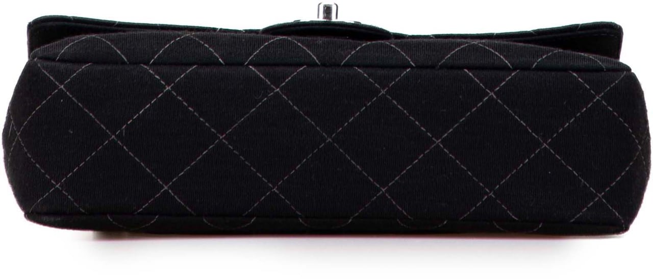 Chanel Medium Quilted Jersey Single Flap Zwart