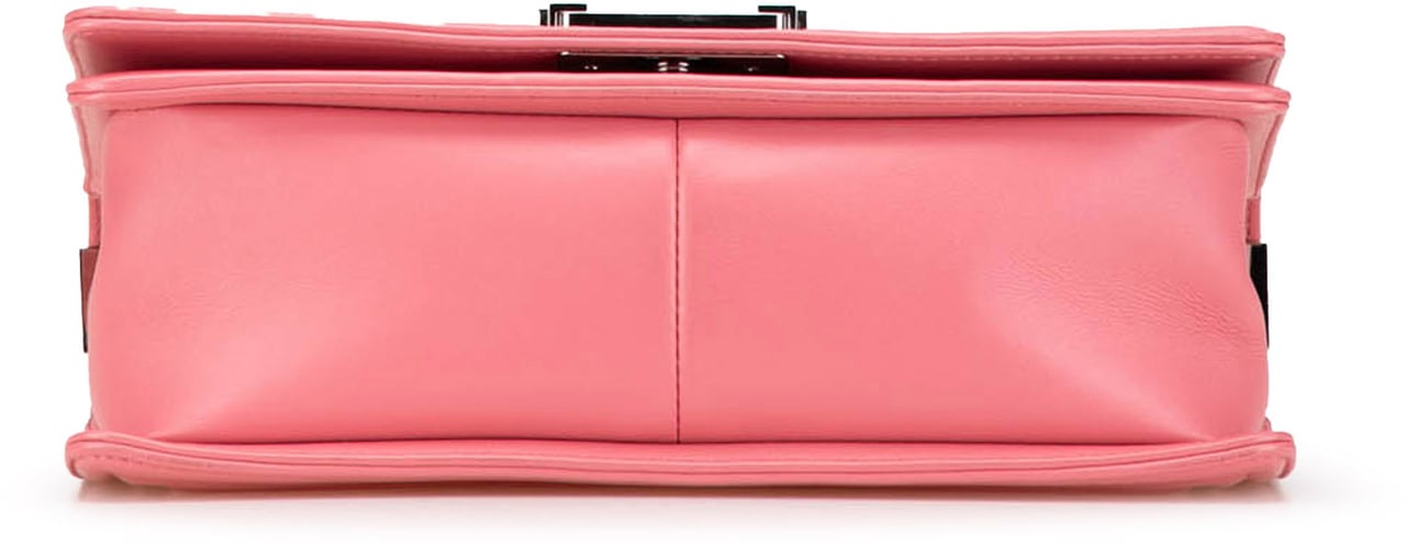 Chanel Old Medium Chevron Lambskin Boy Flap Roze