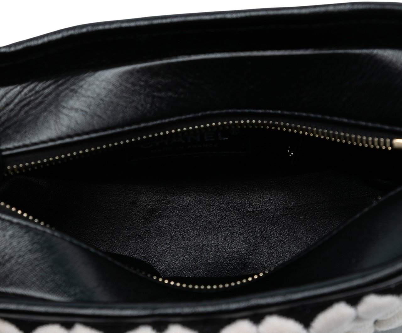 Chanel Small Knit and Calfskin Gabrielle Hobo Zwart