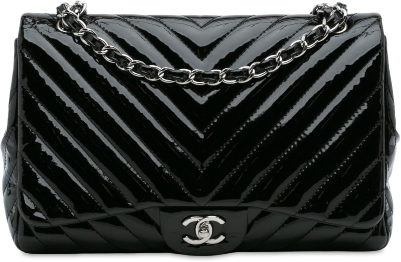 Chanel Jumbo Classic Chevron Patent Single Flap Zwart