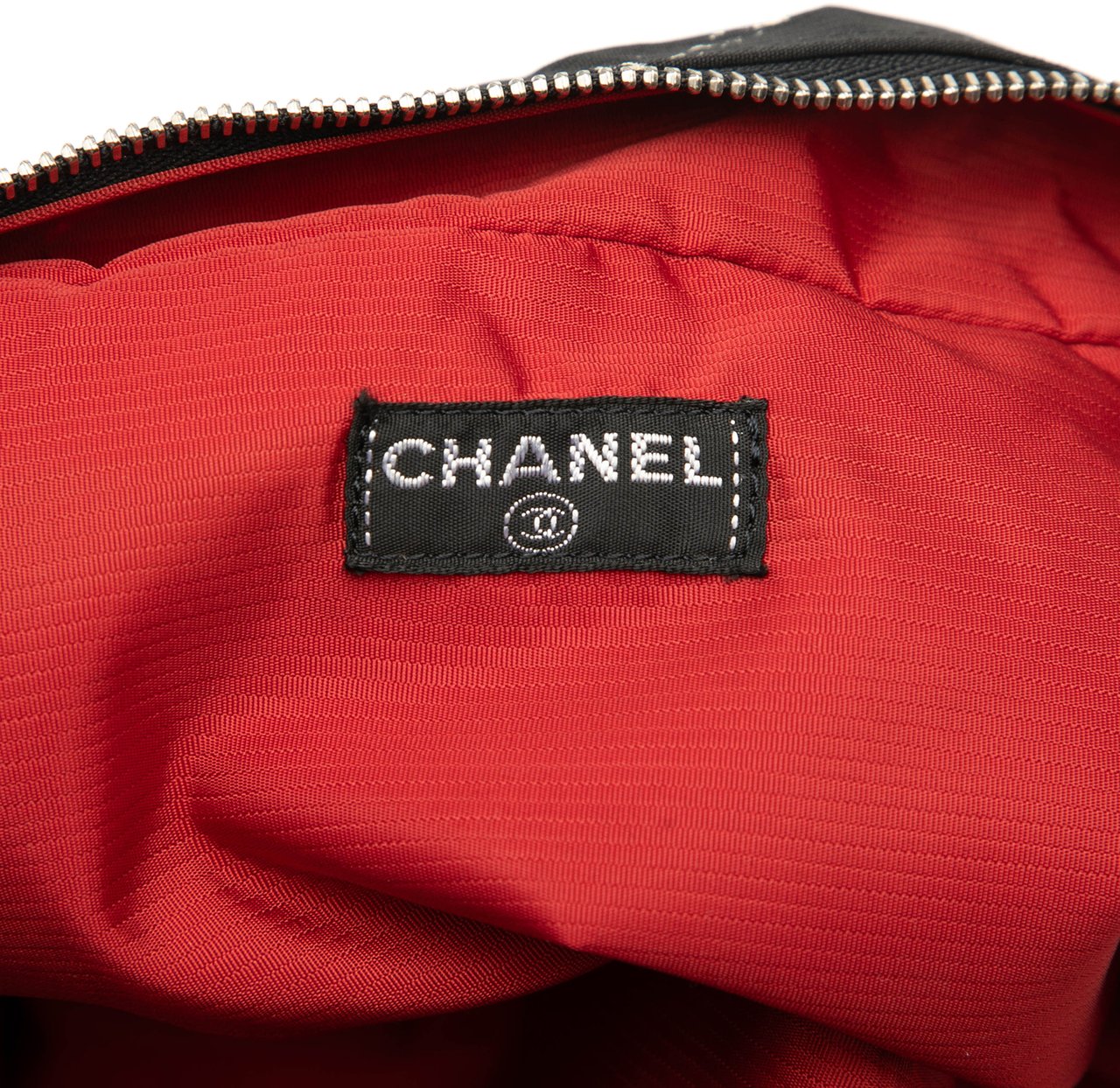 Chanel Old Travel Line Nylon Pouch Zwart