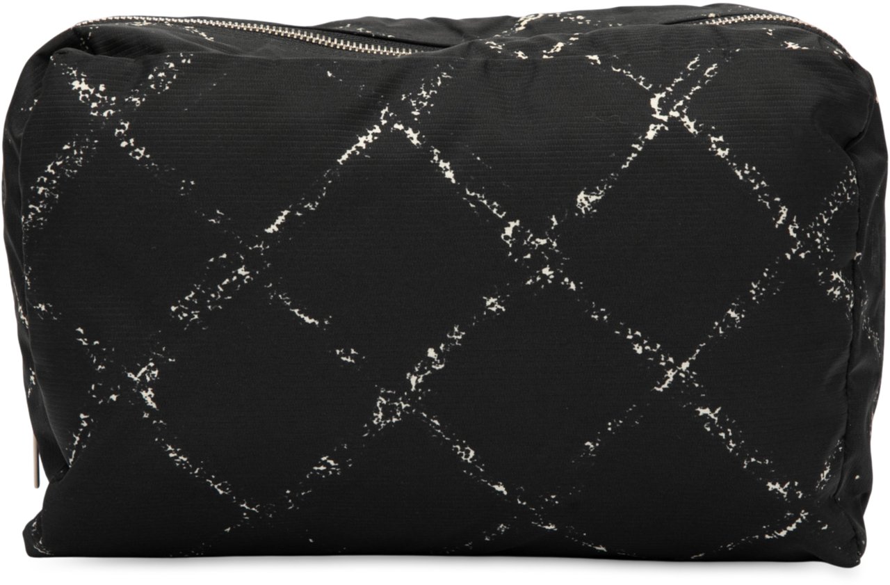 Chanel Old Travel Line Nylon Pouch Zwart