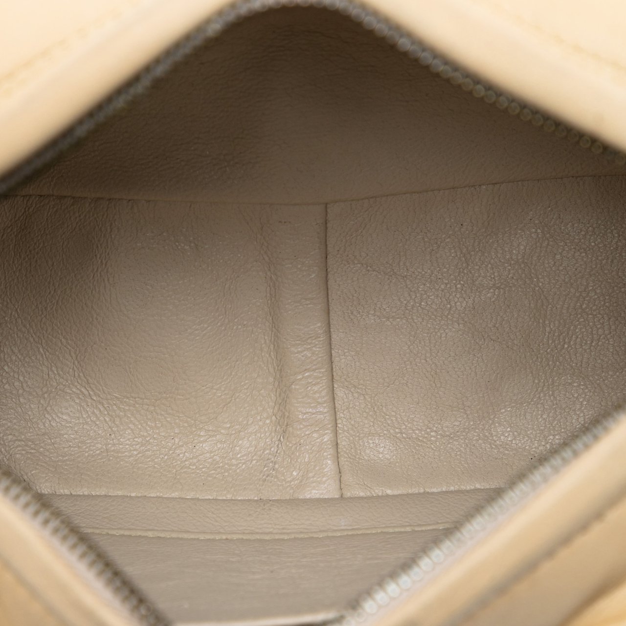 Chanel Triple CC Lambskin Tassel Chain Camera Bag Bruin