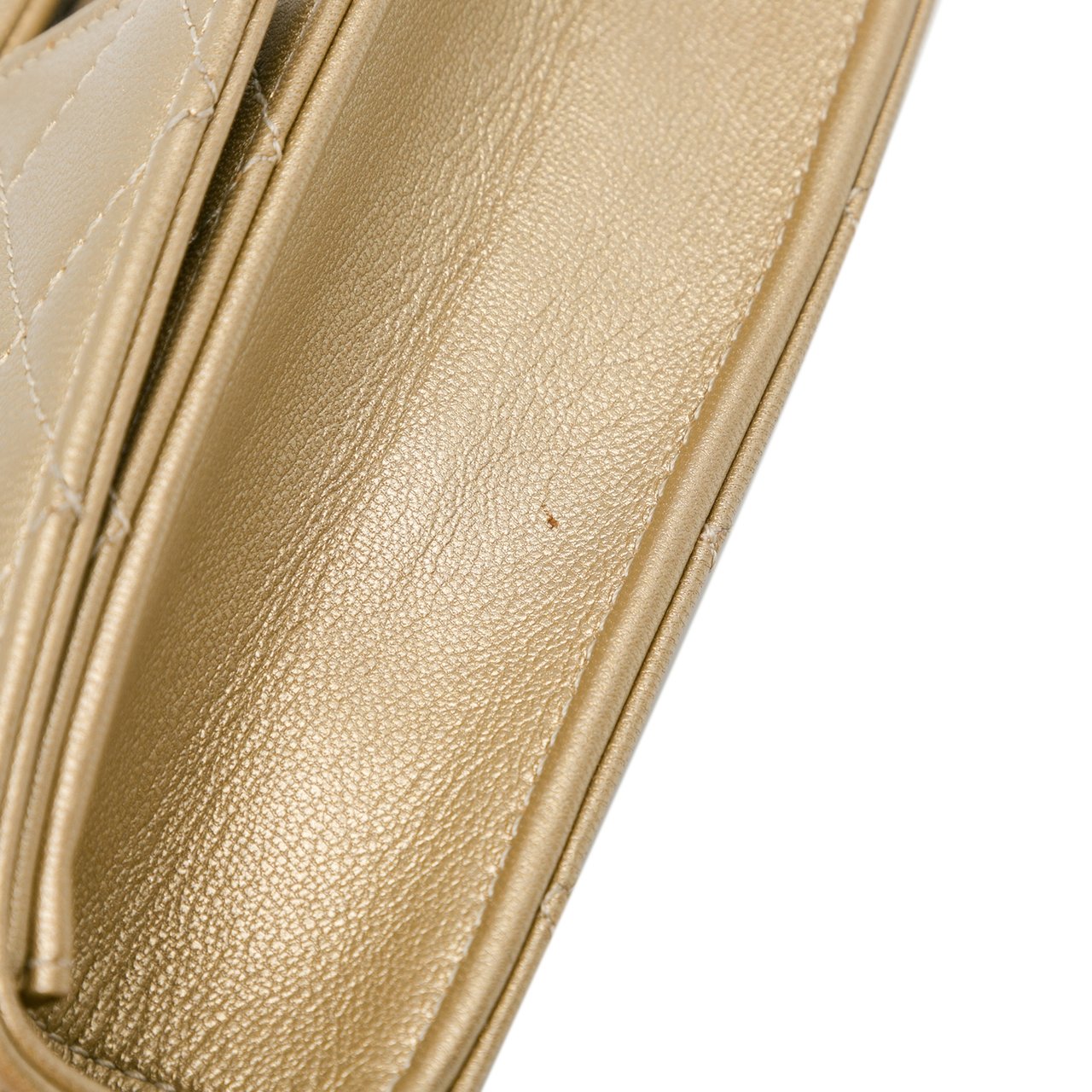 Chanel Small Lambskin Chic Pearls Flap Goud