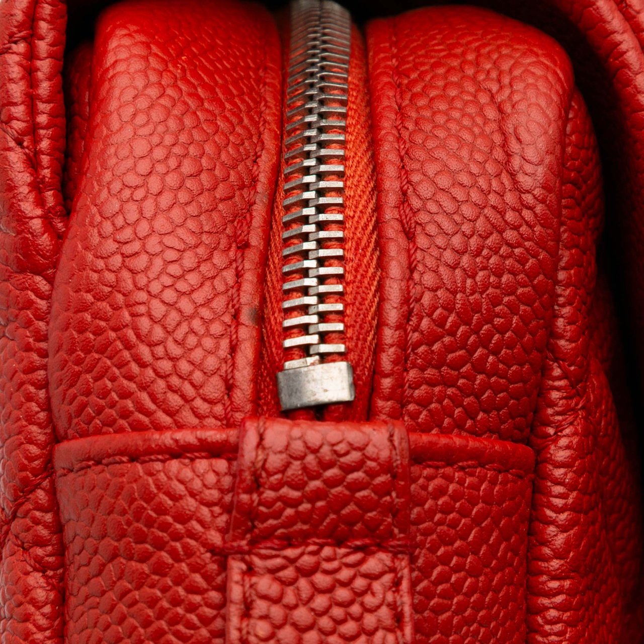 Chanel Medium Quilted Caviar Easy Flap Oranje