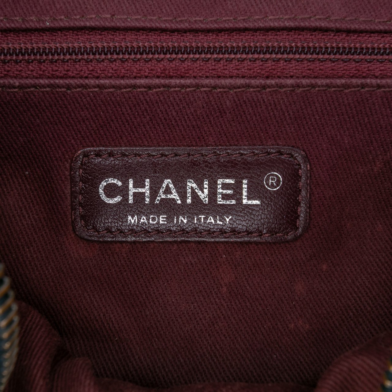 Chanel Small Glazed Calfskin Duo Color Flap Blauw