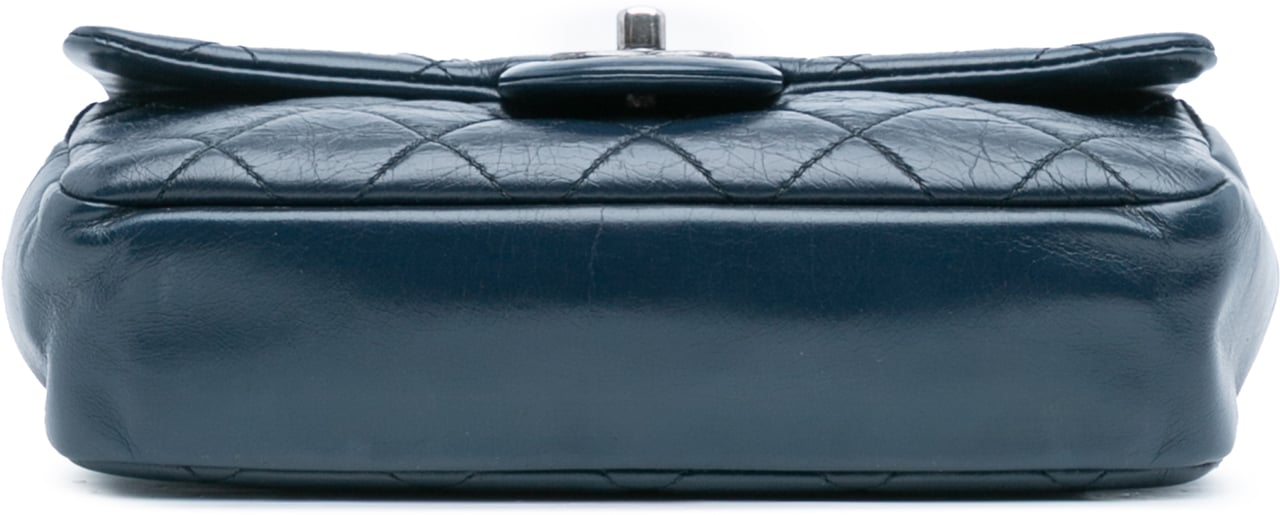 Chanel Small Glazed Calfskin Duo Color Flap Blauw