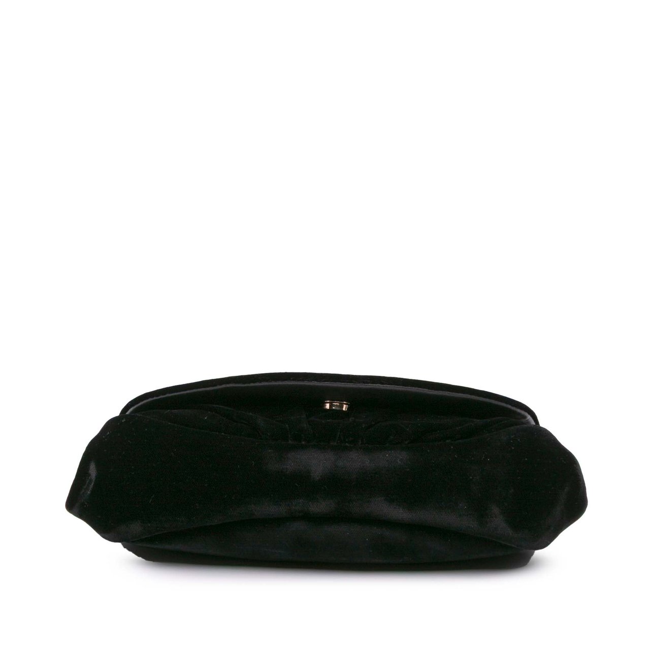 Chanel CC Velvet Half Moon Wallet on Chain Zwart