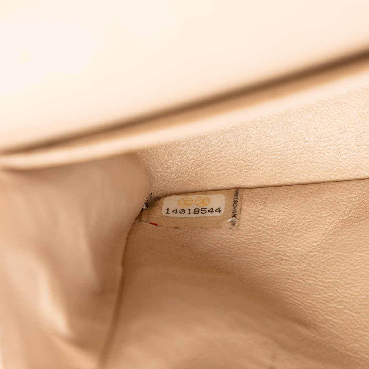 Chanel Medium Classic Caviar Double Flap Bruin