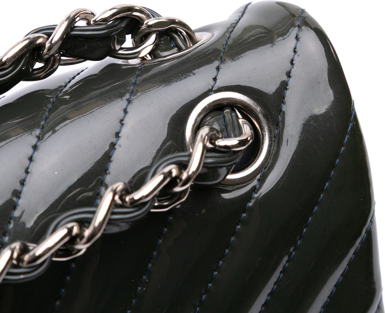 Chanel Jumbo Classic Chevron Patent Double Flap Blauw
