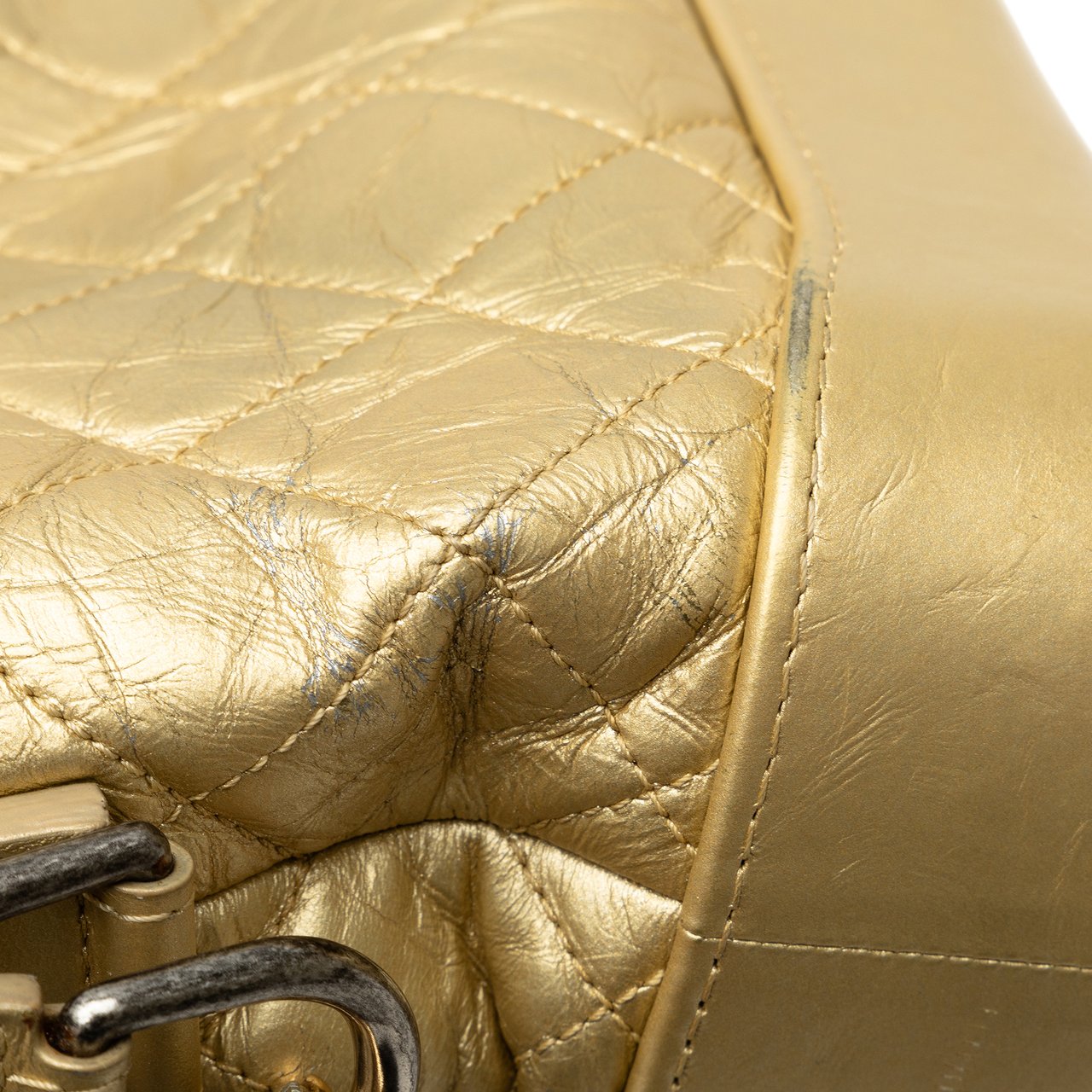 Chanel Small Metallic Lambskin Gabrielle Crossbody Goud