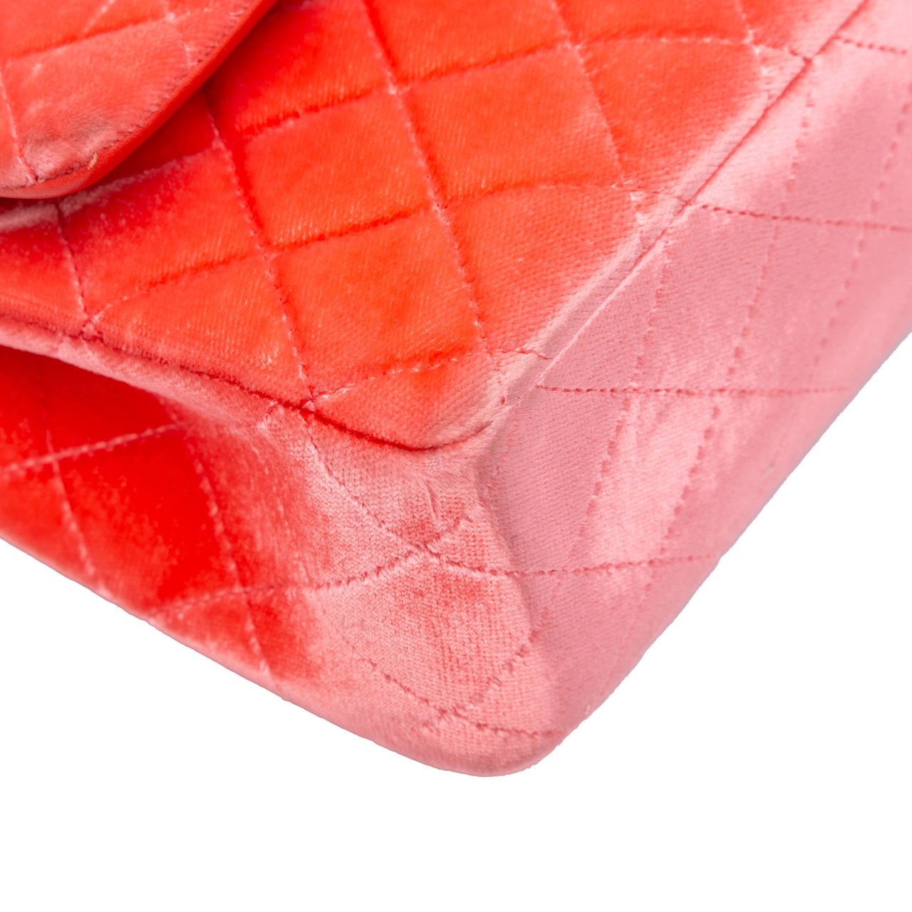 Chanel Medium Classic Velvet Double Flap Rood