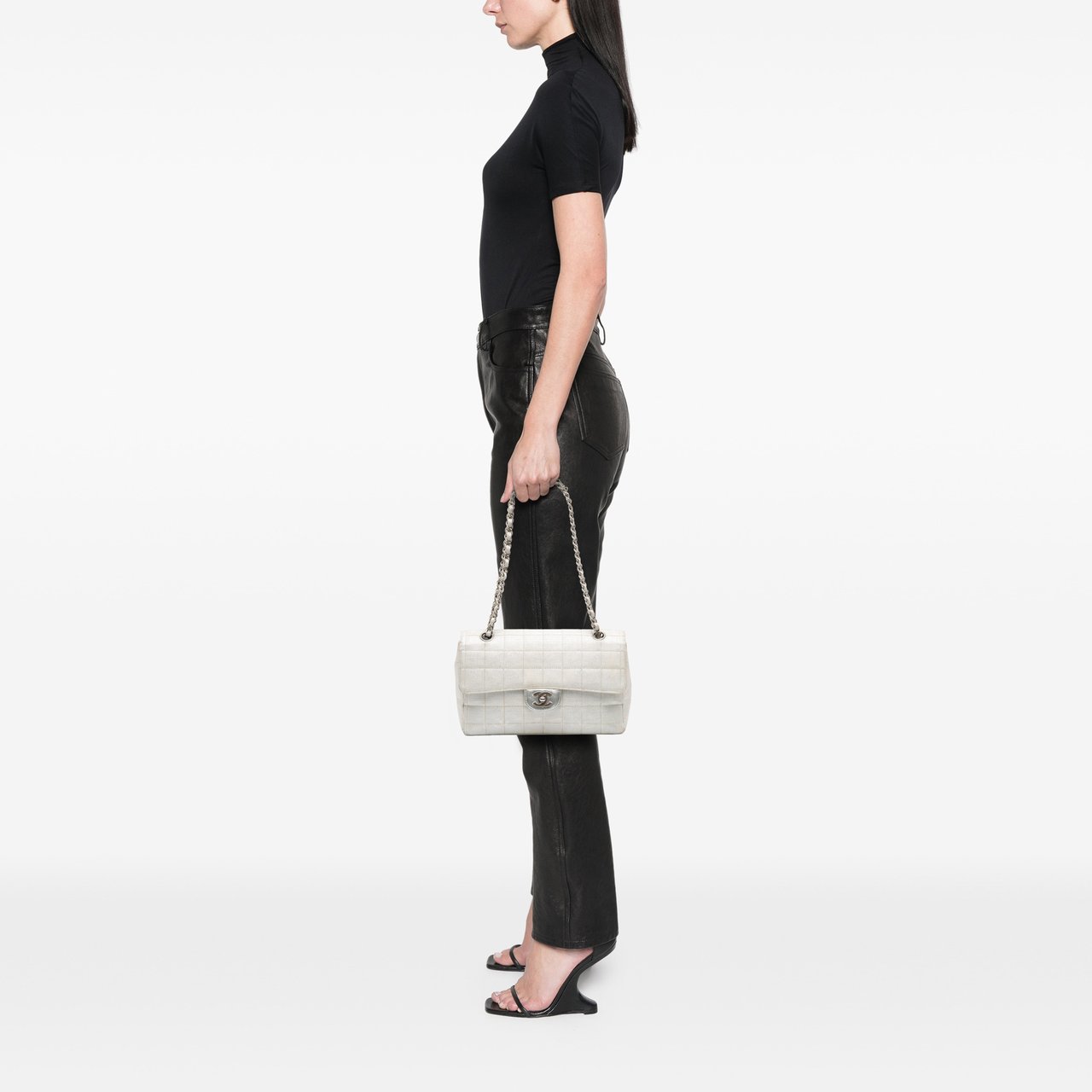 Chanel New Travel Line Medium Metallic Nylon Single Flap Zilver