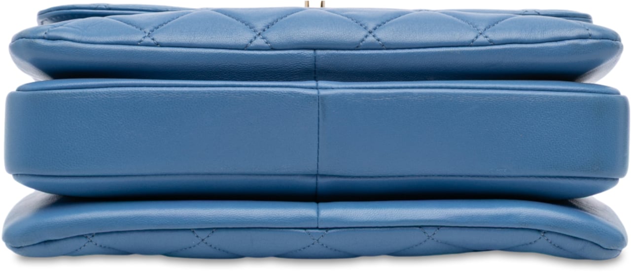 Chanel Small Quilted Lambskin Trendy CC Flap Blauw