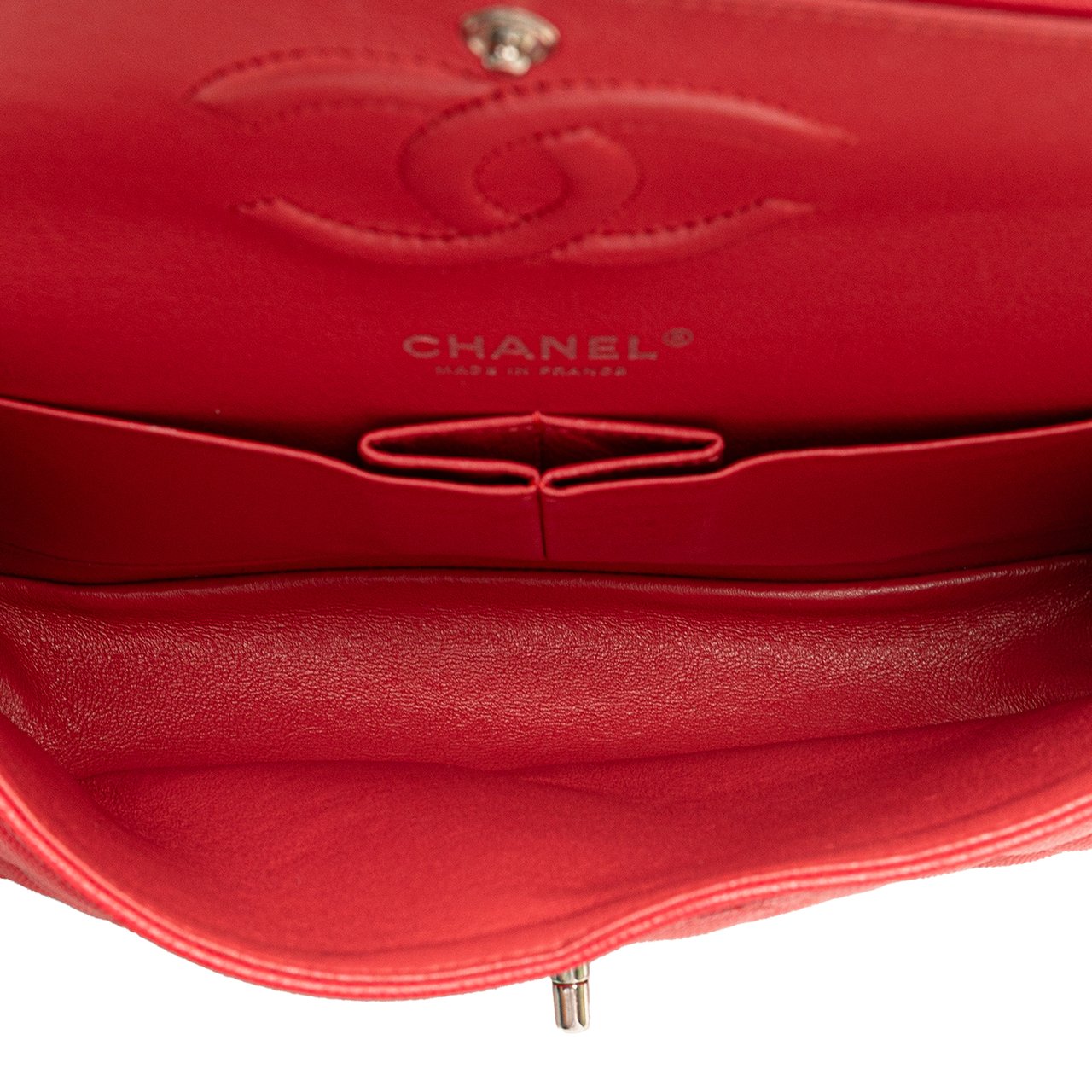 Chanel Medium Classic Caviar Double Flap Rood