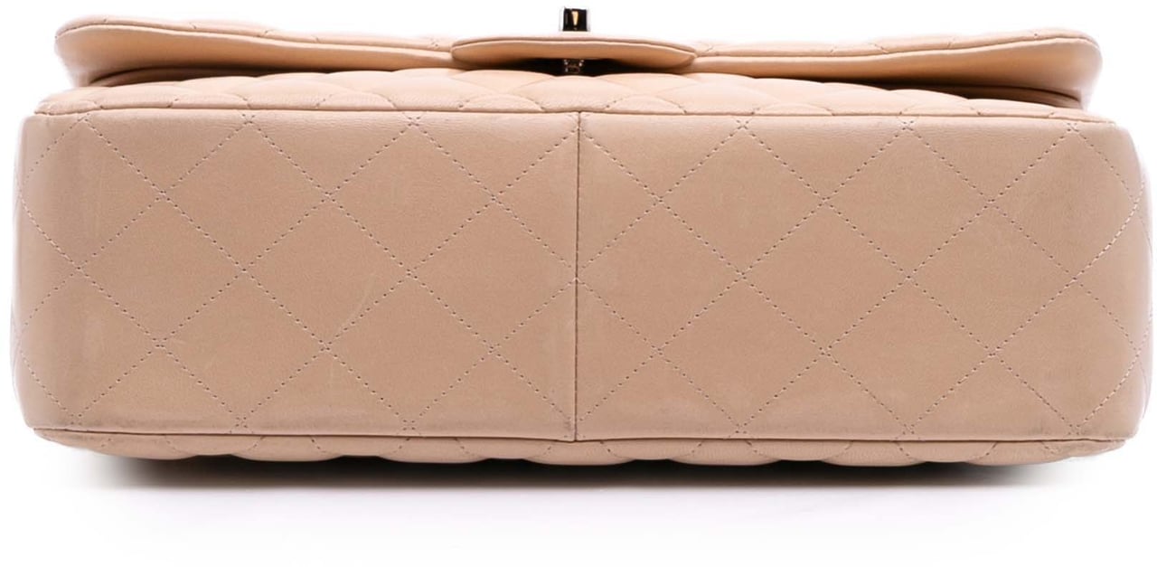 Chanel Jumbo Classic Lambskin Double Flap Bruin
