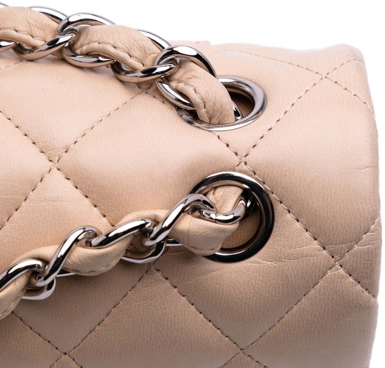 Chanel Jumbo Classic Lambskin Double Flap Bruin