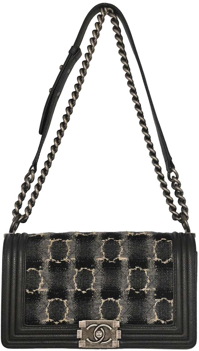 Chanel Chanel Boy Flap Bag Tweed and Leather Old Medium Zwart