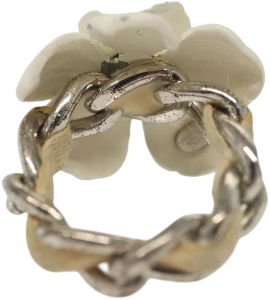 Chanel Chanel Camellia Ring Metal and Resin Zilver