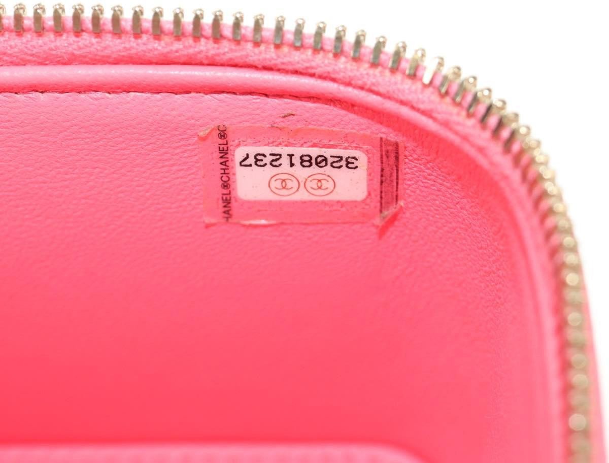 Chanel Classic Vanity Case with Chain Quilted Lambskin Mini Roze