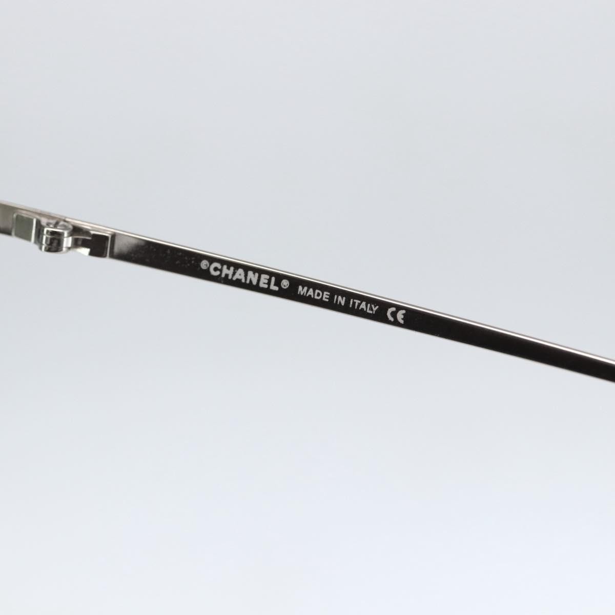 Chanel Chanel Camélia sunglasses Metal Zwart