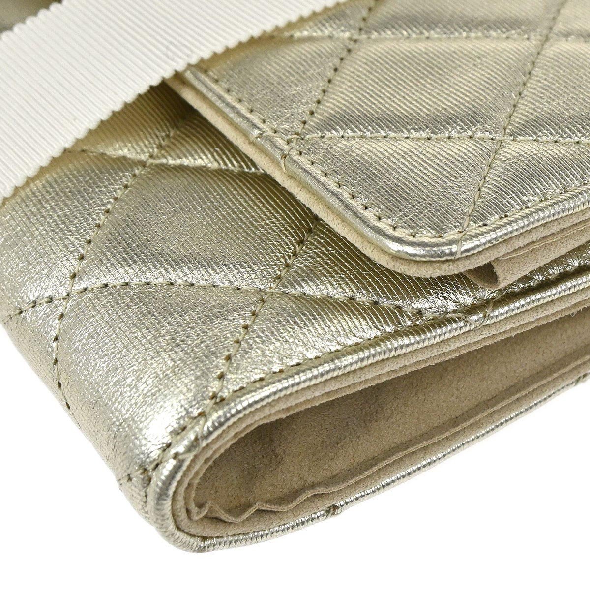 Chanel Chanel Reissue 2.55 Clutch Leather Goud