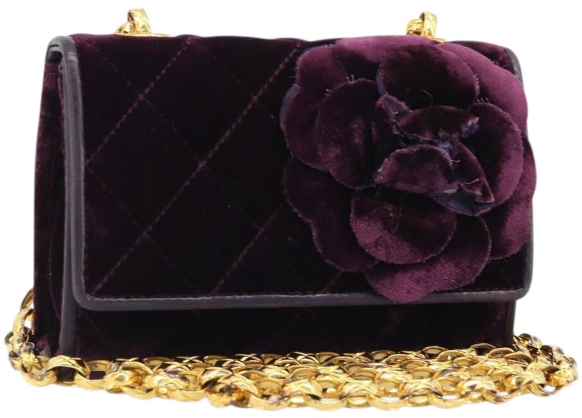 Chanel Chanel Wallet on Chain Quilted Velvet Paars