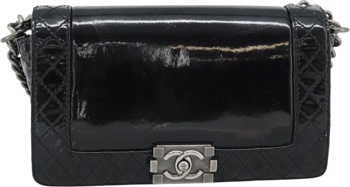 Chanel Boy Flap Patent Leather Old medium (25) Zwart