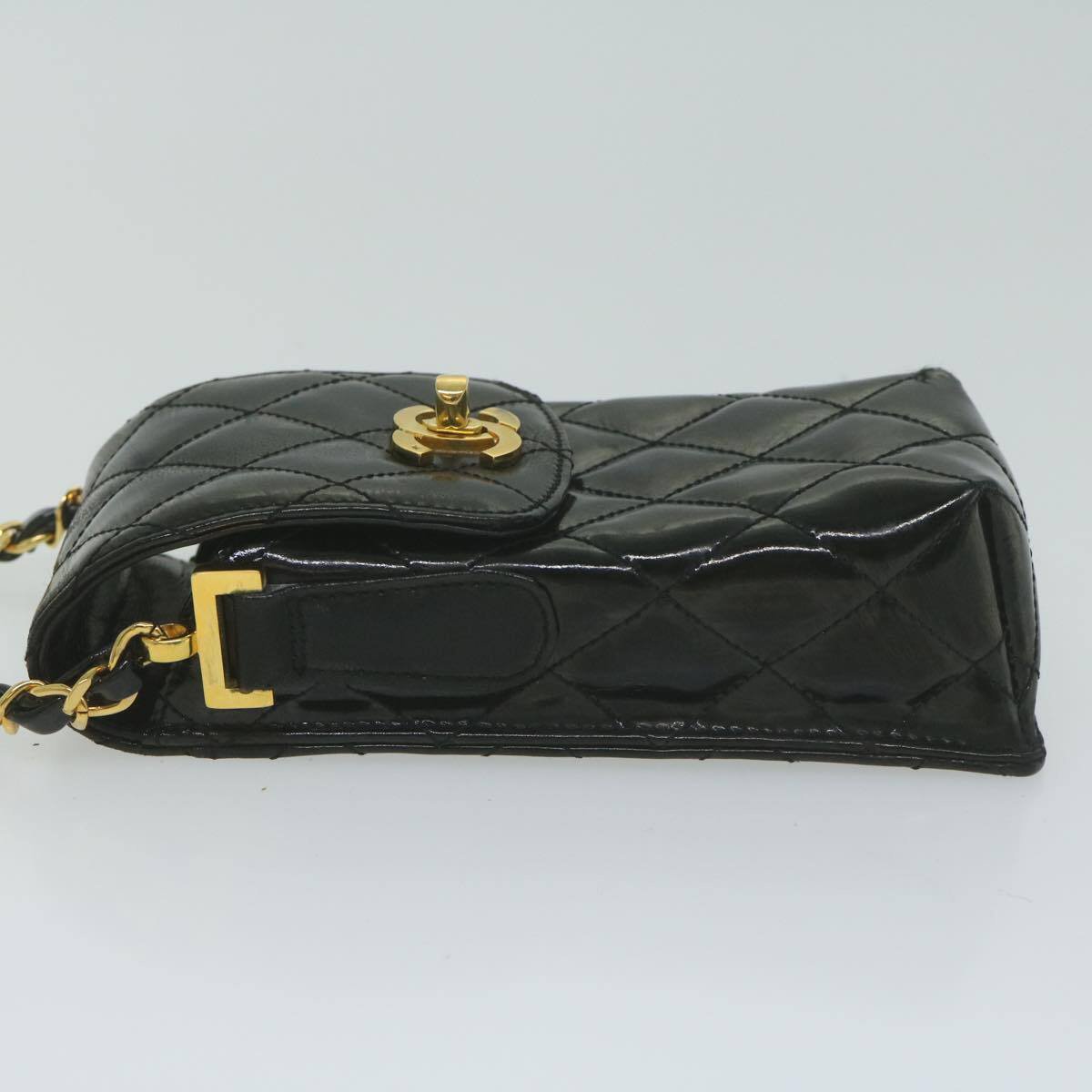 Chanel Chanel Vintage CC Flap Phone Holder Crossbody Bag Quilted Patent Zwart