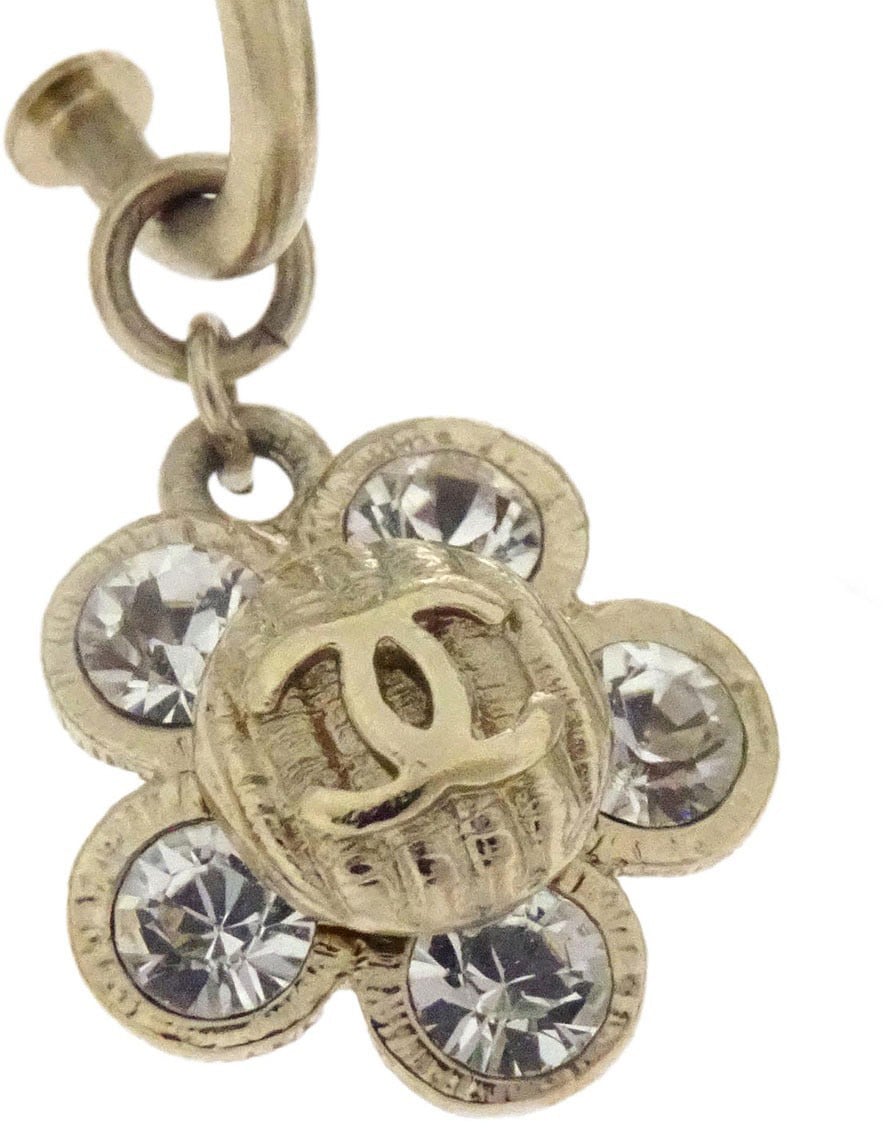Chanel Chanel Flower CC Drop Earrings Metal and Crystals Goud