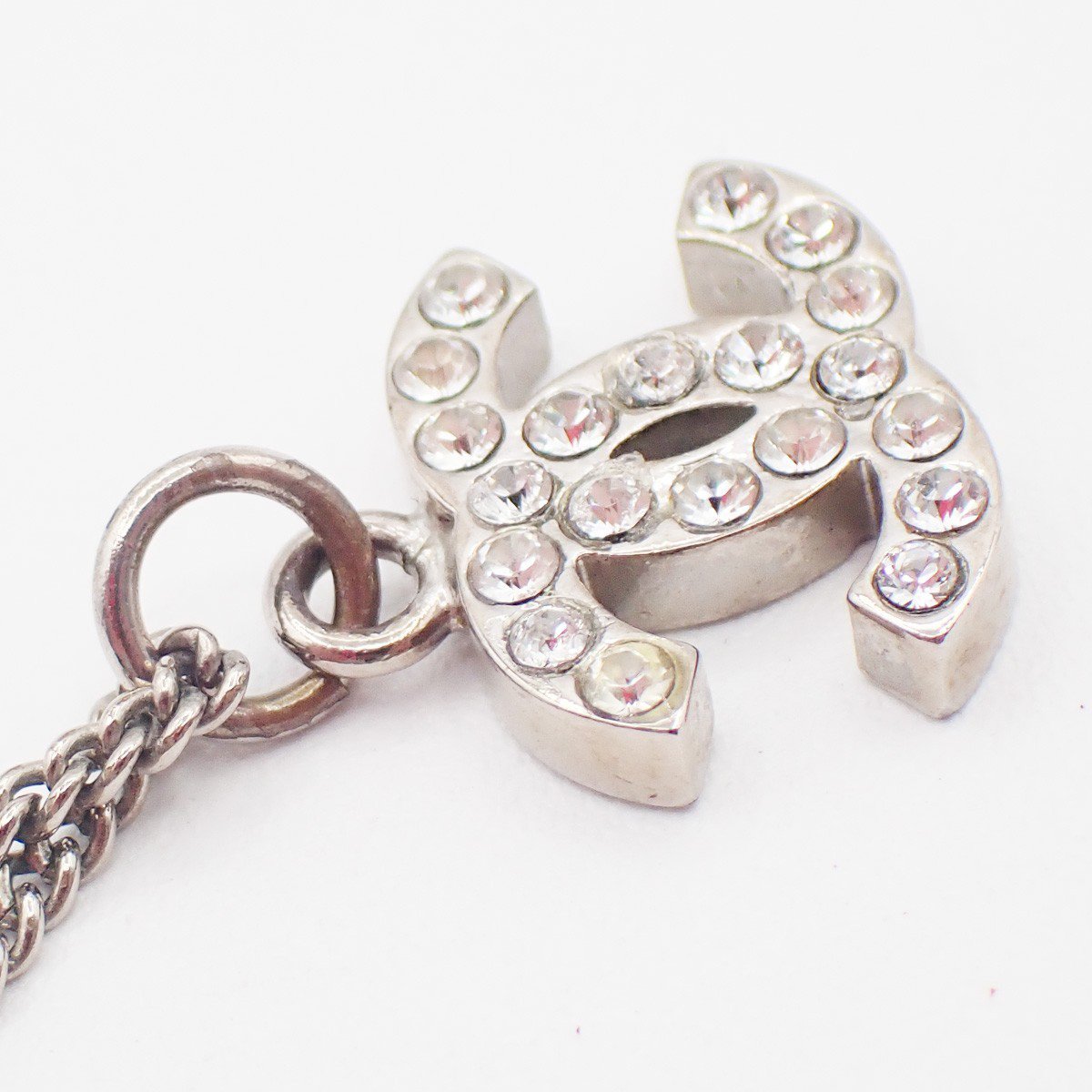 Chanel Vintage CC Logo Chain Charm Pendant silver plated Zilver