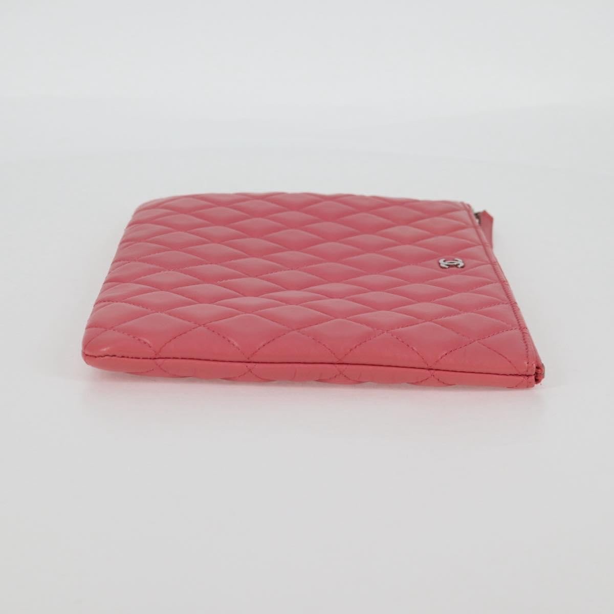 Chanel Chanel O Case Clutch Quilted Lambskin Medium Roze